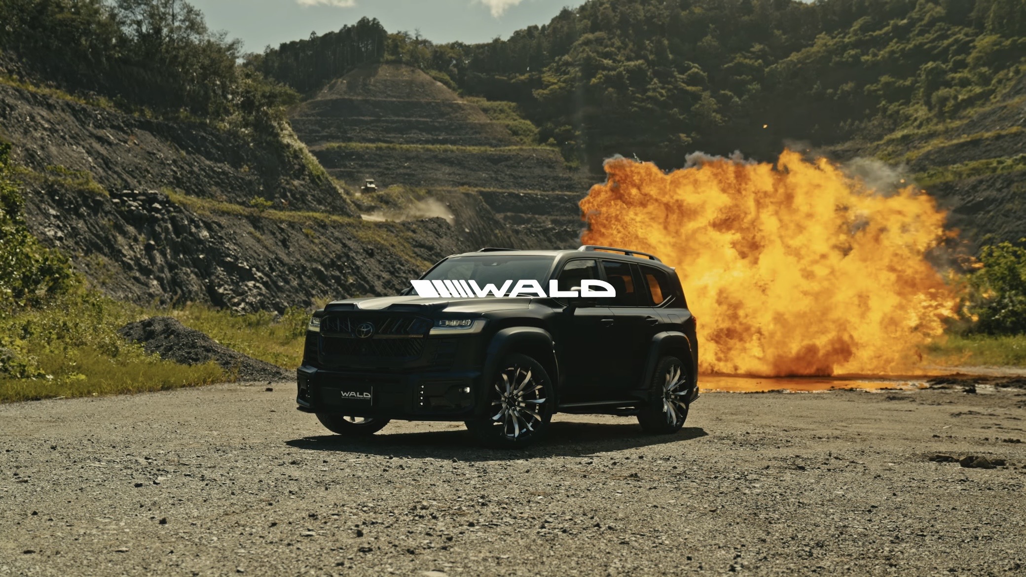 WALD Black Bison LAND CRUISER